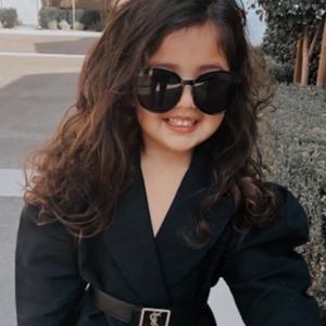 Meet your Posher, Panithan